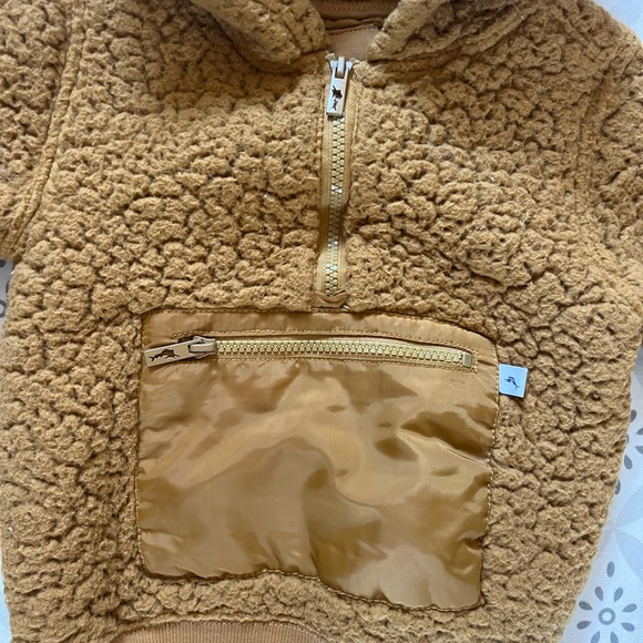 Tommy Bahama fleece sweatshirt size 2T - Picture 2 of 3